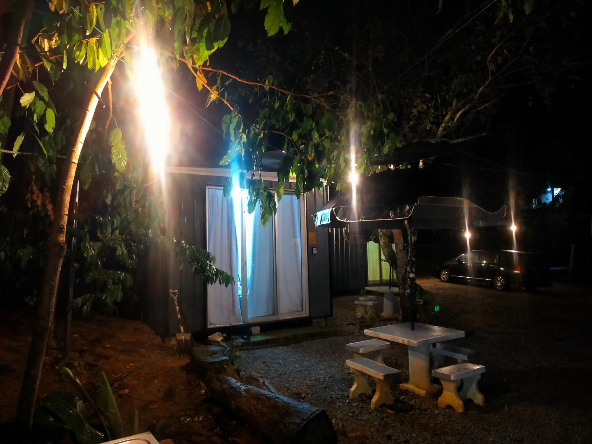 Tanah Merah Glamping Village Kuala Kangsar Bagian luar foto